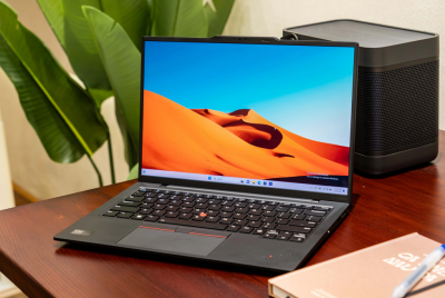 Lenovo ThinkPad X1 Carbon Gen 9 14" 4K Laptop - I7-1185G7, 32GB RAM, 1TB SSD, Win11 Pro (Refurbished Excellent)
